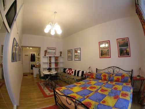 Pragues Rainbow Guest House Praga Exterior foto